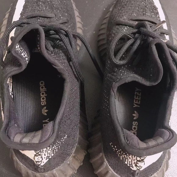 Adidas Yeezy Boost 350 V2 Black/White - Picture 11 of 11
